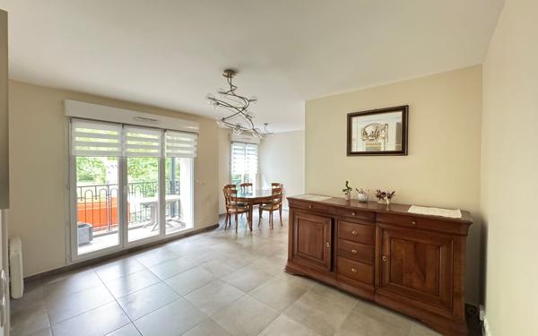 Appartement à vendre    3 pièces • 60 m2 Noisy-le-Grand