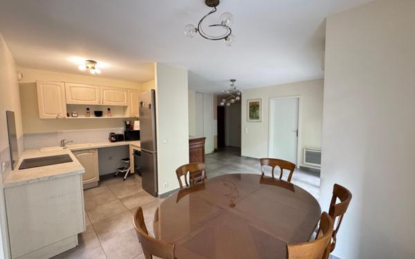 Appartement à vendre    3 pièces • 60 m2 Noisy-le-Grand