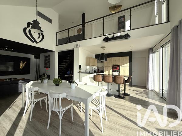 Maison à vendre 6 pièces 129 m² Saint-Lambert-la-Potherie