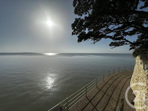 Maison à vendre  8 pièces - 225,70 m2 FOURAS - 17