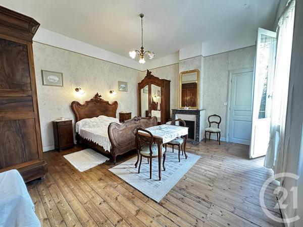 Maison à vendre  8 pièces - 225,70 m2 FOURAS - 17