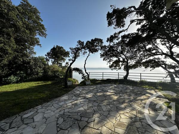 Maison à vendre  8 pièces - 225,70 m2 FOURAS - 17