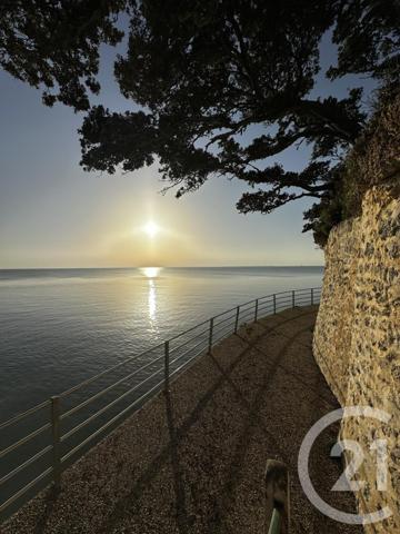 Maison à vendre  8 pièces - 225,70 m2 FOURAS - 17