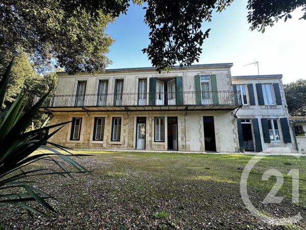 Maison à vendre  8 pièces - 225,70 m2 FOURAS - 17