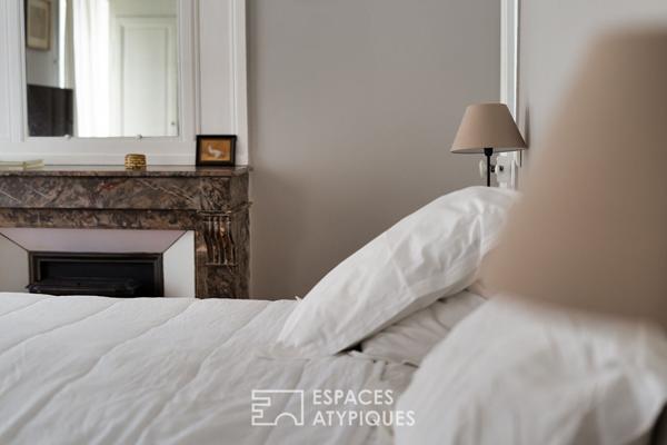 Maison bourgeoise et sa dépendance de charme subtilement rénovées