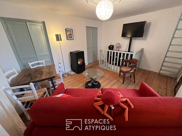 Maison bourgeoise et sa dépendance de charme subtilement rénovées