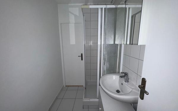 Appartement à louer    2 pièces •  Saint-Maur-des-Fossés