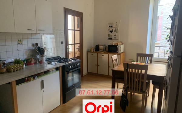 Maison à vendre    5 pièces •  Beaurepaire