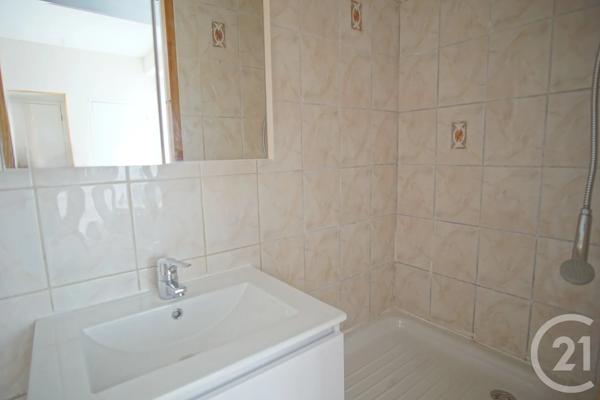 Appartement F2 à vendre  2 pièces - 32,29 m 2   CHOISY LE ROI  - 94