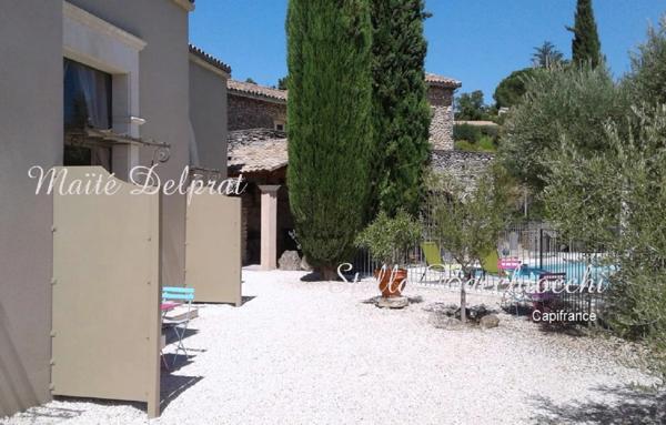 CHÂTEAUNEUF-DE-GADAGNE – PROPRIÉTÉ D’EXCEPTION AVEC GÎTES, PISCINE & VUE PANORAMIQUE (84)