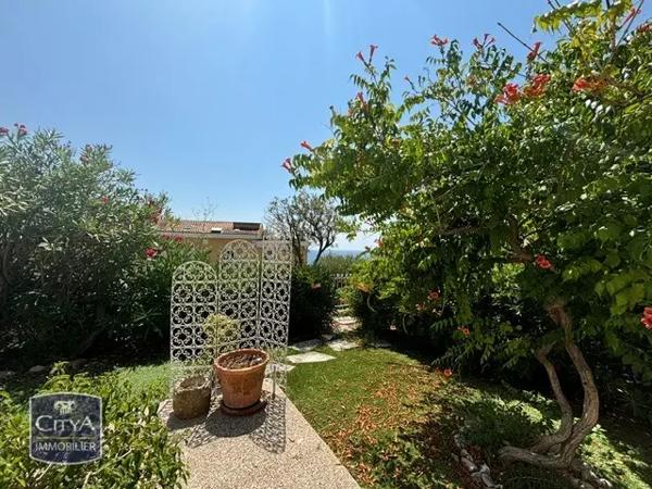 Appartement à vendre 3 pièces 90m² Sanary-sur-Mer (83110)