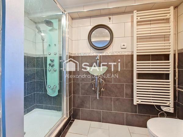 Maison individuelle en bordure de forêt