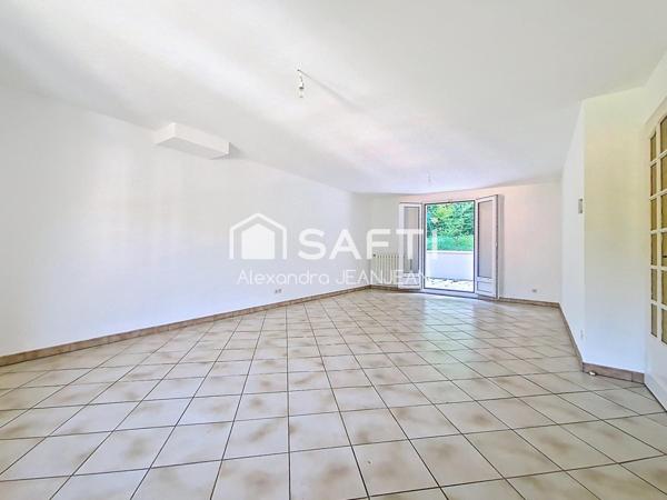 Maison individuelle en bordure de forêt