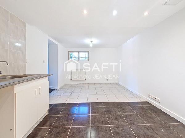 Maison individuelle en bordure de forêt