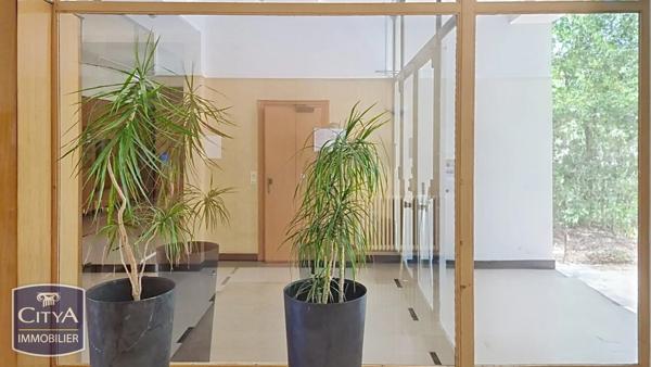 Local professionnel à vendre 117m² Lille (59800)