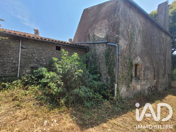 Maison à vendre 5 pièces 90 m² Azay-sur-Thouet