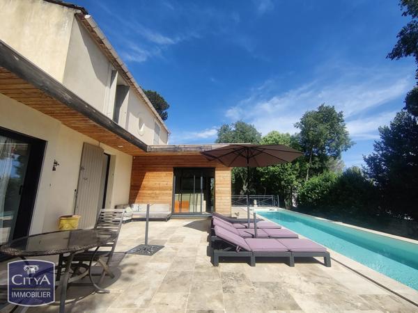 Maison à vendre 4 pièces 110.3m² Nîmes (30900)