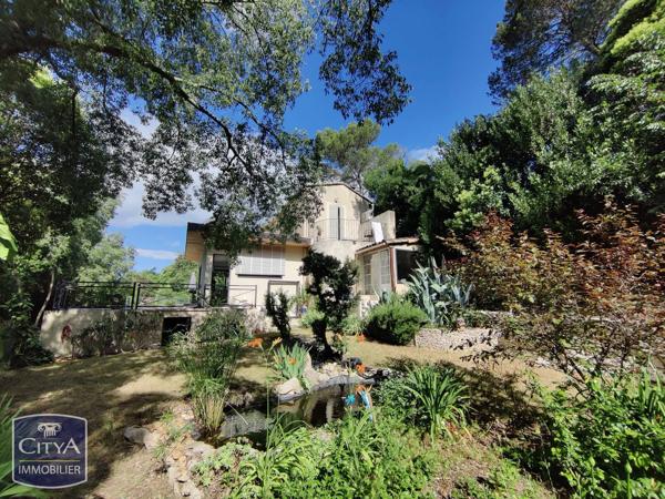 Maison à vendre 4 pièces 110.3m² Nîmes (30900)