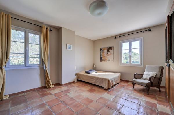Vente Maison de luxe Aix-en-Provence 5 Pièces 240 m²