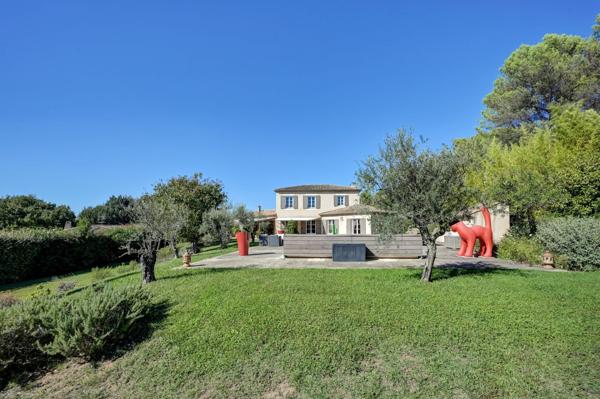 Vente Maison de luxe Aix-en-Provence 5 Pièces 240 m²