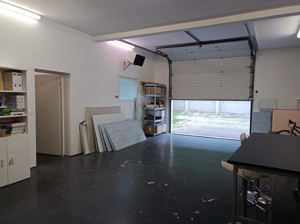Monestier-de-Clermont (38650) A LOUER ATELIER / BUREAUX 160 m² + PARKINGS 1000 M².