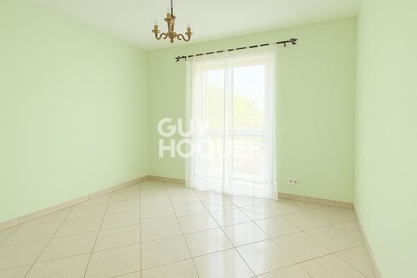 Séjour cathédrale &amp; terrasse sans vis-à-vis – Elne (66)