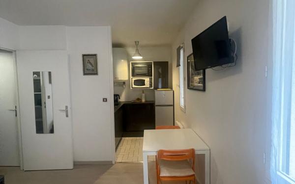 Appartement à louer    1 pièce • 23,53 m2 Bordeaux