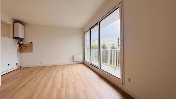 QUIMPER (29) Appartement à vendre T2 de 42,74 m² habitable - Balcons - Cave.