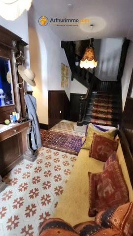 Vente                                                      Maison
                        
                     9 pièces                      205 m2                     à Mirepoix