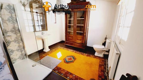 Vente                                                      Maison
                        
                     9 pièces                      205 m2                     à Mirepoix