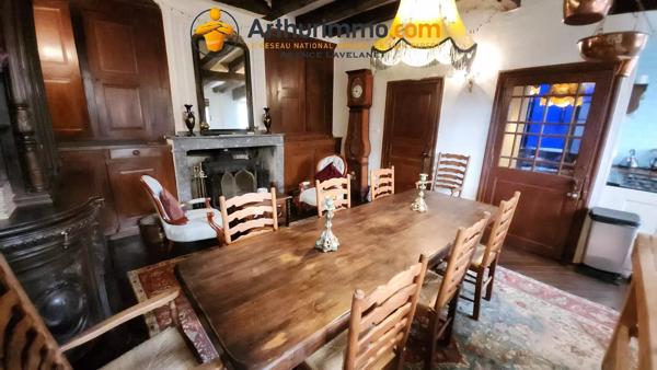 Vente                                                      Maison
                        
                     9 pièces                      205 m2                     à Mirepoix