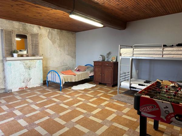 🏡 À Mayet : Maison de village de 101 m² – Terrain