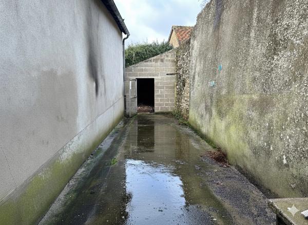 🏡 À Mayet : Maison de village de 101 m² – Terrain