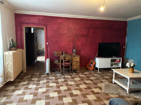 🏡 À Mayet : Maison de village de 101 m² – Terrain