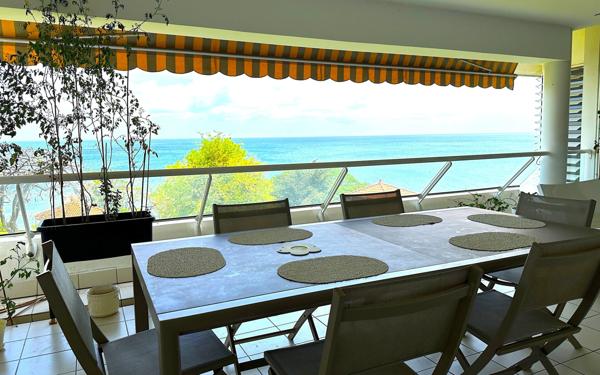 Appartement à louer    5 pièces • 155,91 m2 Schoelcher