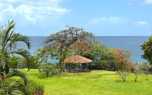 Appartement à louer    5 pièces • 155,91 m2 Schoelcher