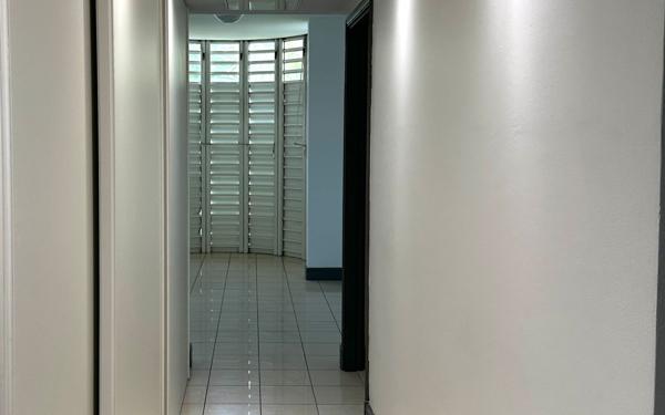 Appartement à louer    5 pièces • 155,91 m2 Schoelcher