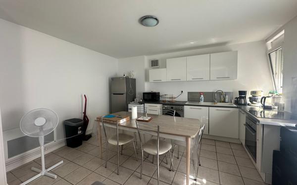 Appartement à vendre    3 pièces • 59,90 m2 Épernay