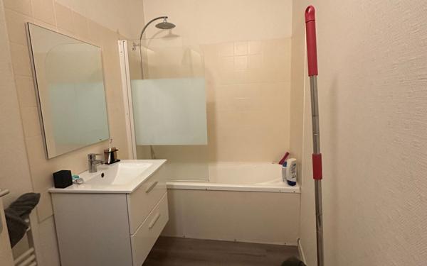 Appartement à vendre    3 pièces • 59,90 m2 Épernay