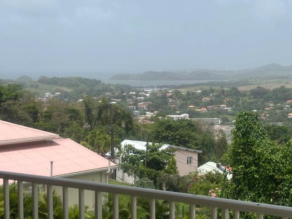 Villa à vendre 4 pièces de 97 m2 LA TRINITE (97220), vue mer…