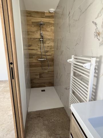 Villa contemporaine 110m2, 3 Chambres avec piscine