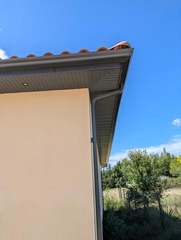 Villa contemporaine 110m2, 3 Chambres avec piscine