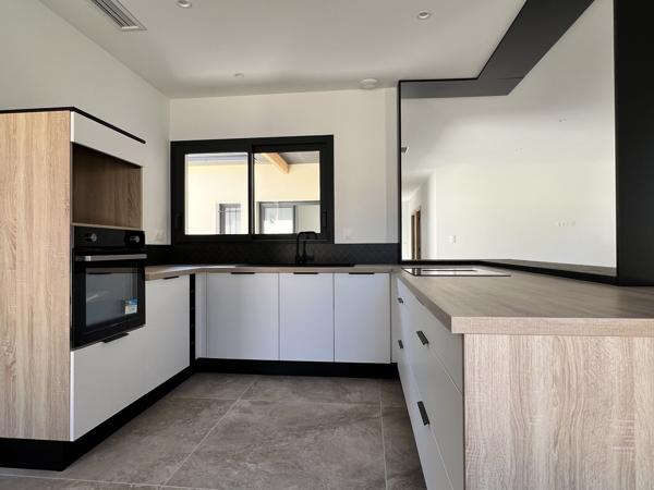 Villa contemporaine 110m2, 3 Chambres avec piscine