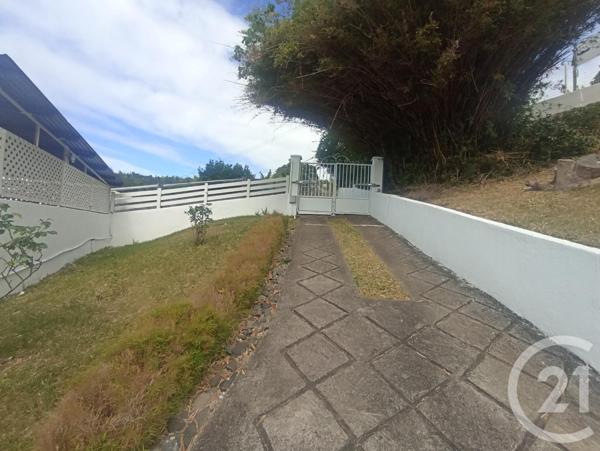 Maison à vendre  5 pièces - 134,66 m2 ST DENIS - 974