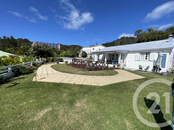 Maison à vendre  5 pièces - 134,66 m2 ST DENIS - 974