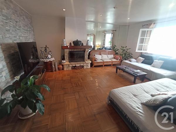 Maison à vendre  5 pièces - 134,66 m2 ST DENIS - 974