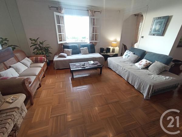 Maison à vendre  5 pièces - 134,66 m2 ST DENIS - 974