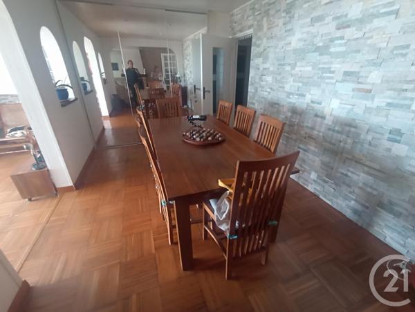 Maison à vendre  5 pièces - 134,66 m2 ST DENIS - 974