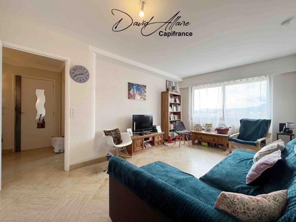 Appartement à vendre 4 pièces 101,64 m² GAP (05) cave, garage, terrasse et balcon