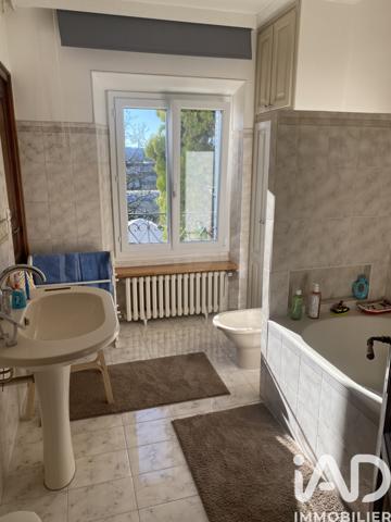 Maison à vendre 7 pièces 210 m² Bures-sur-Yvette